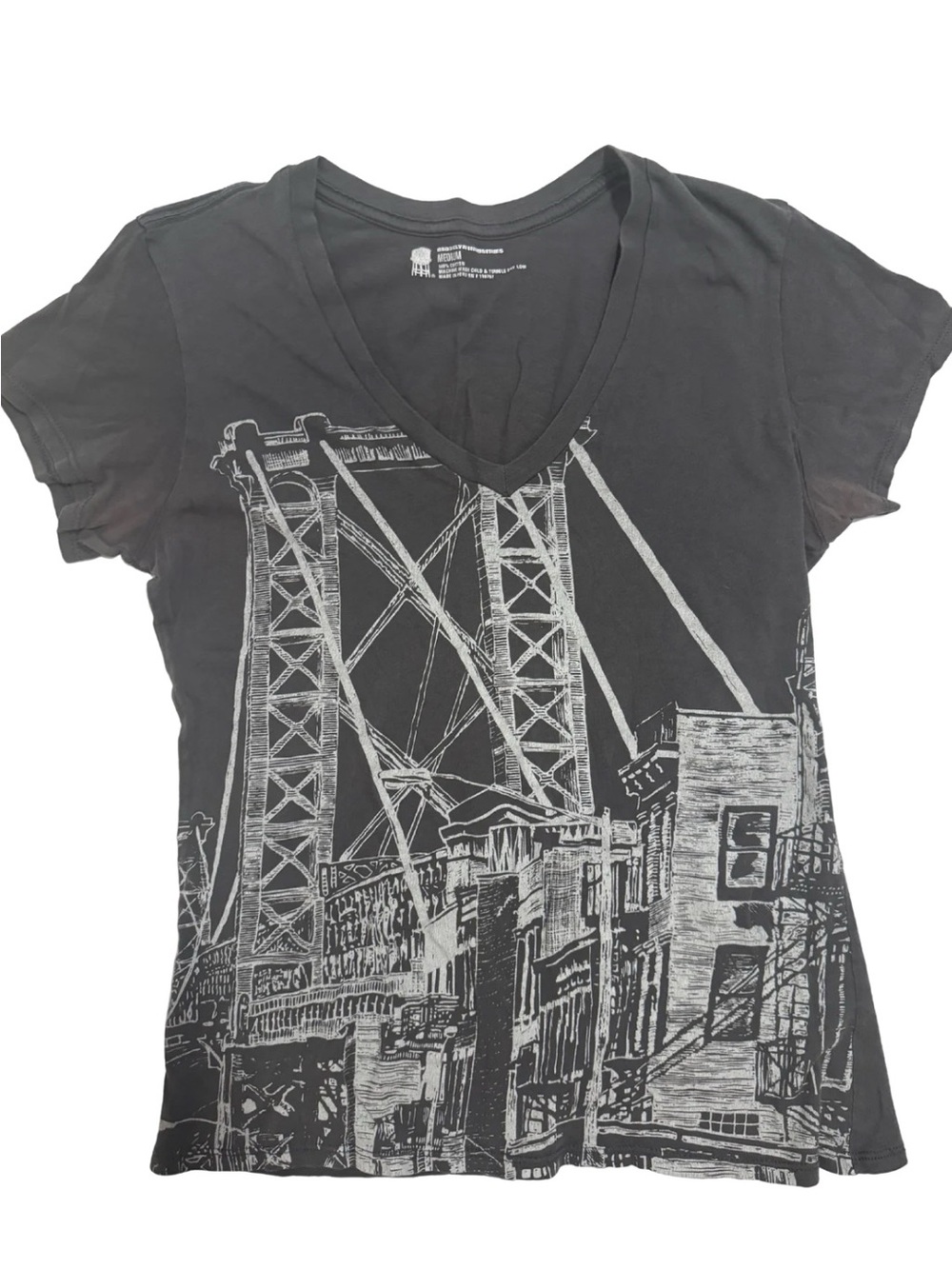 Brooklyn Industries | dark gray| V‑Neck Bridge Graphic Tee| M